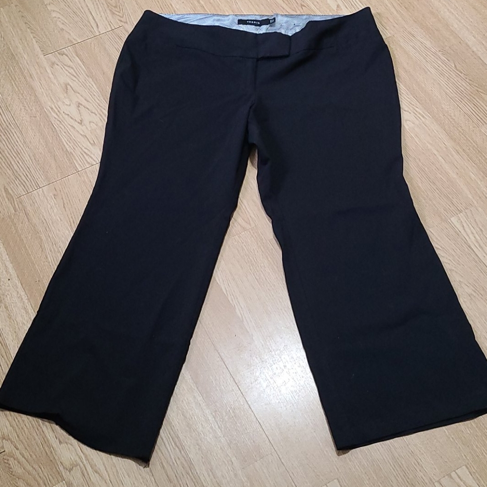 Torrid Classic Signature Black Bootcut Trousers Short 20 - Picture 4 of 10